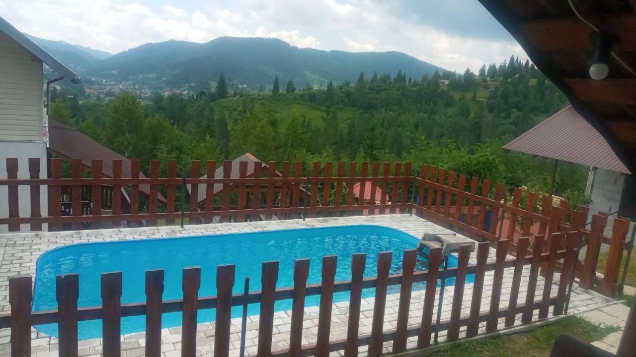 슬랍스크 Біля Лісу 아파트 외부 사진
