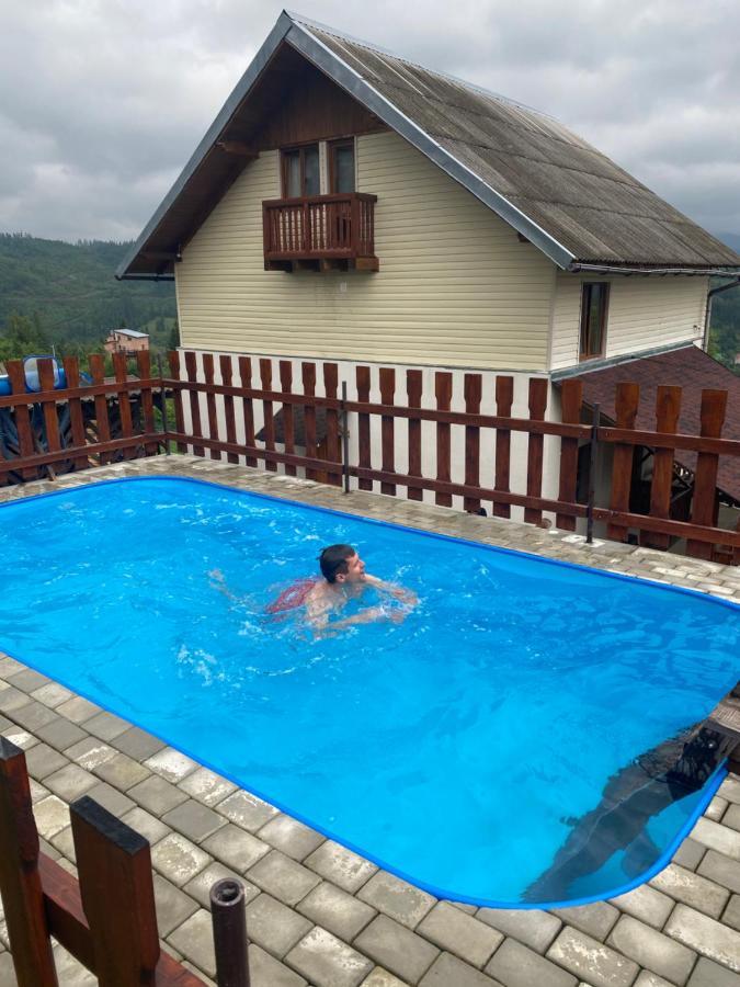 슬랍스크 Біля Лісу 아파트 외부 사진
